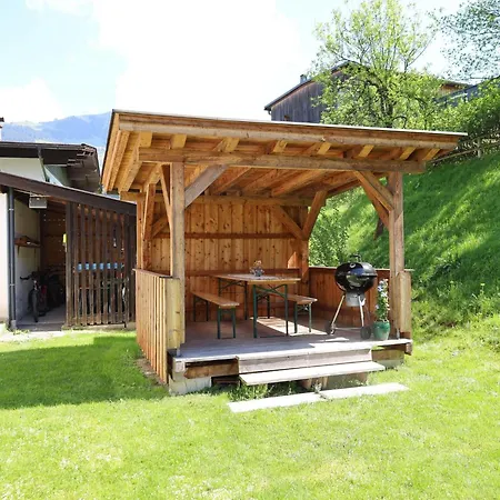 Tirola Bude Lisi 3 Апартаменты