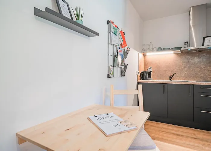 Tirola Bude Lisi 3 شقة هوبفغراتن إم بريكسنتال